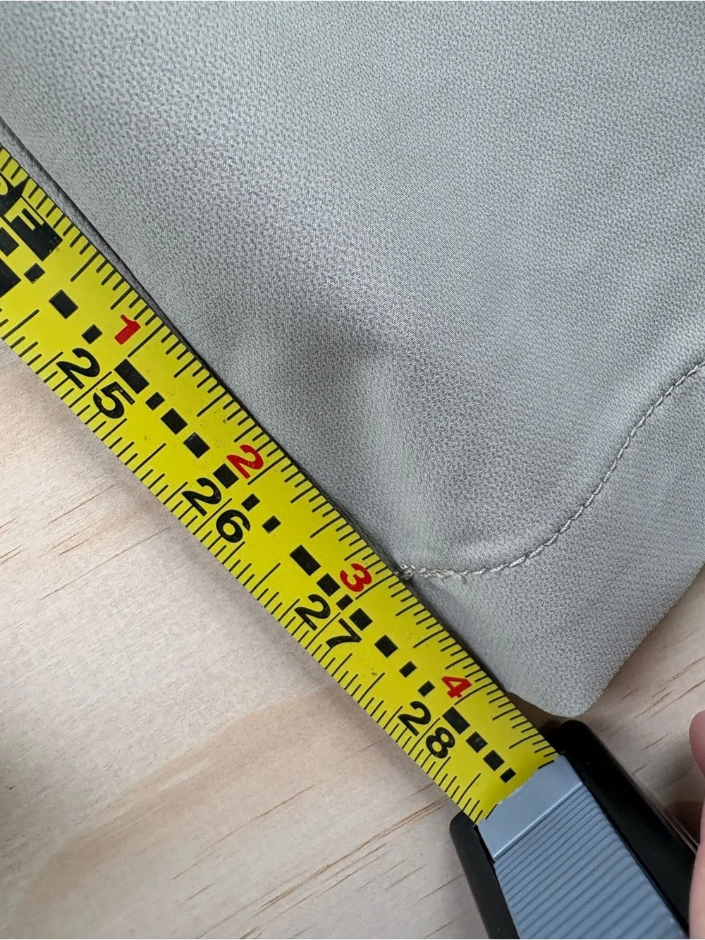 BANANA REPUBLIC BR STANDARD Performance Beige Tan Chino Golf Pants Size 36 x 29